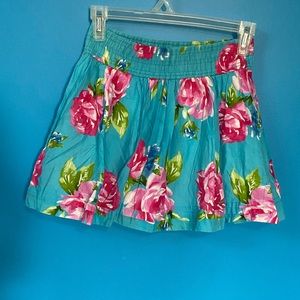 Gilly hicks mini skirt size small